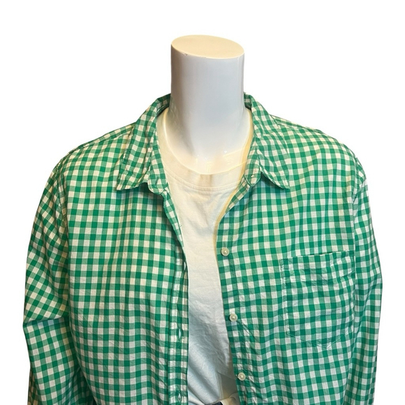 Bundle of Two Men’s/Unisex Old Navy Gingham Button Down Long Sleeve Shirts - Picture 3 of 16
